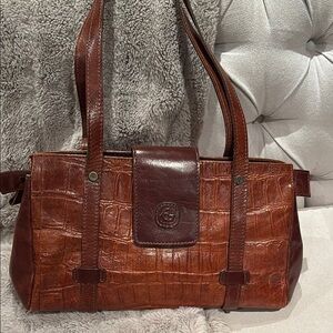 Elegant Brown Croc-Embossed Tote